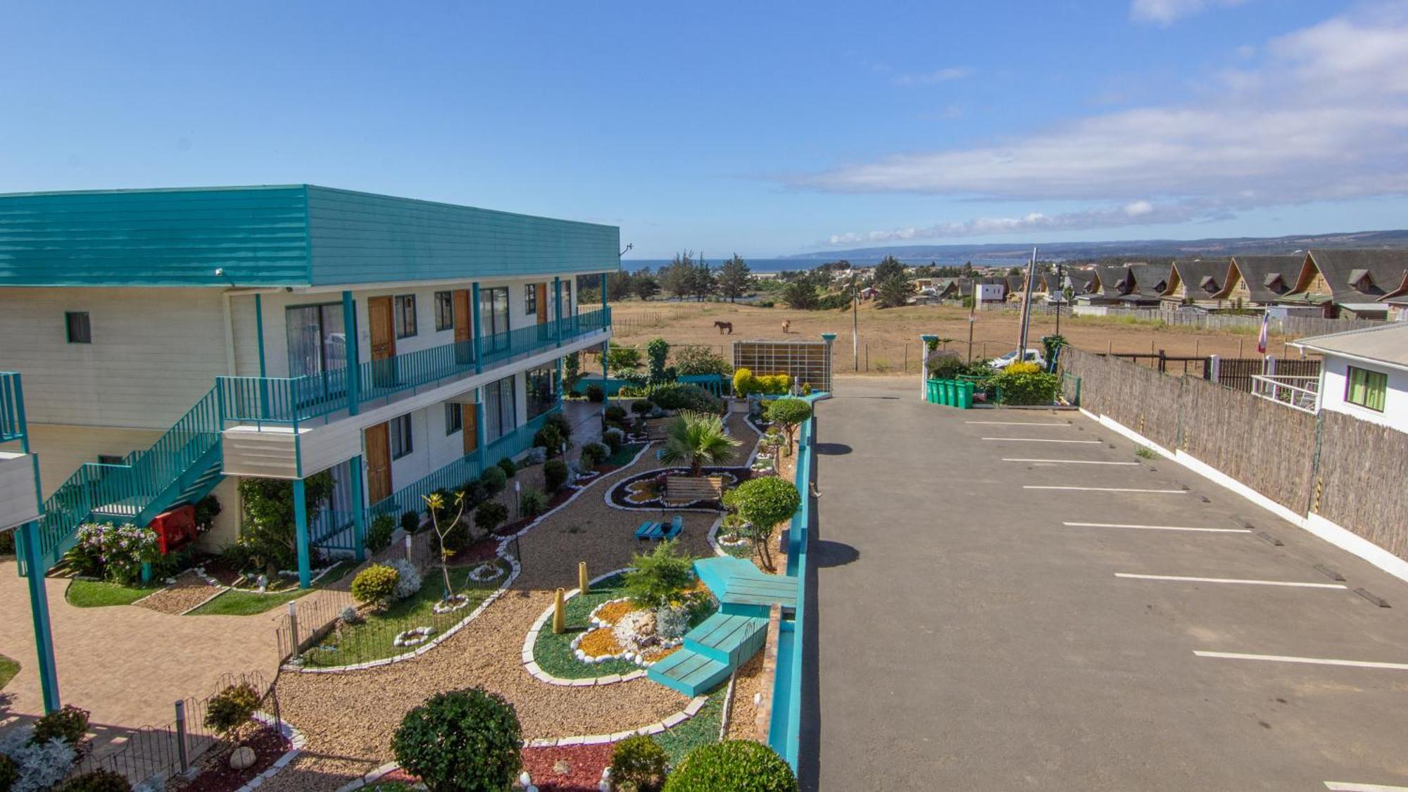 Marina Aparthotel *